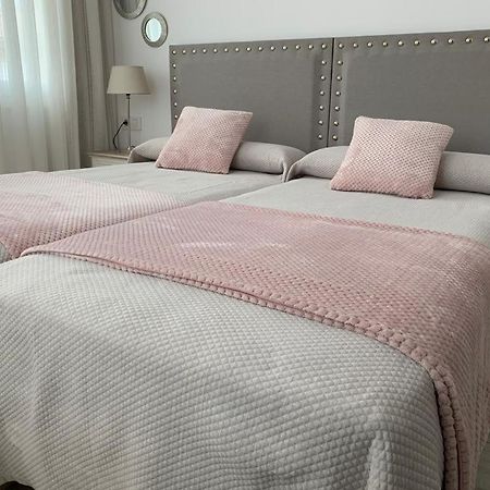Apartamento Los Arcos Llanes Exteriör bild